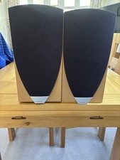 JAMO E800 HiFi Bookshelf Speakers. 100 RMS. 140 Peak. 4 Ohm. Bi-Wire.Boxed