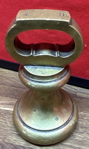 Antique 4lb brass butchers - 4lb,