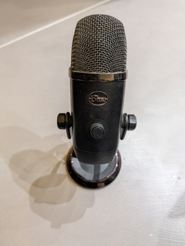 Logitech blue yeti studio - logitech,
