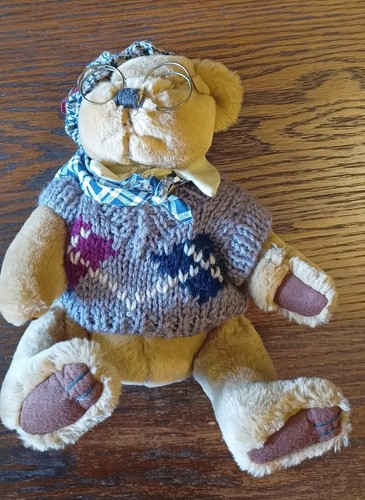 Brass button bear sherwood - button,