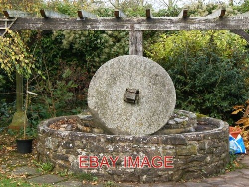 Photo old apple crusher - ,