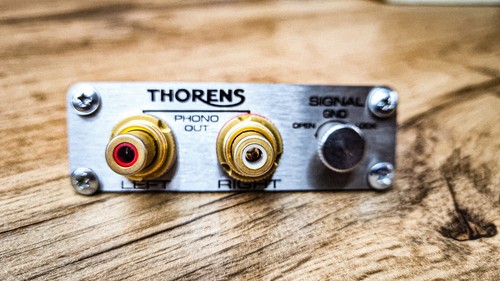 Thorens rca signal connector - rca,