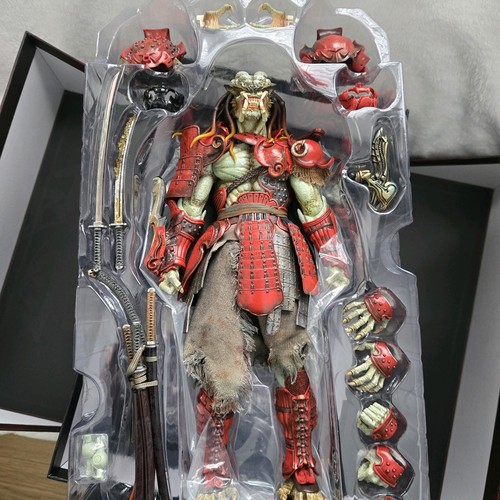 Hot toys alien predator - hot, vs