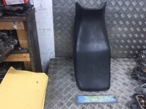 Kawasaki zzr600 seat 1991 - kawasaki,