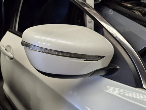 Genuine nissan qashqai j11 - genuine,