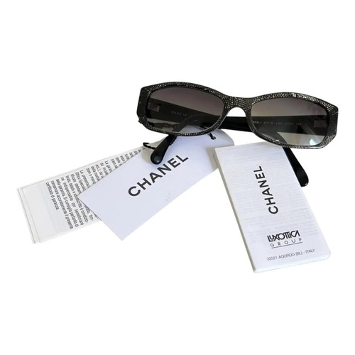 Chanel black pearl - black, beaded