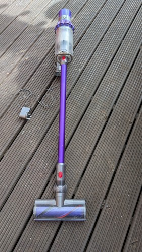 Dyson v10 cordless vacuum - cordless,