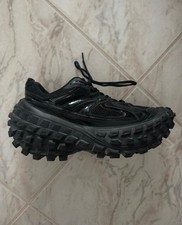 Balenciaga Defender - Black