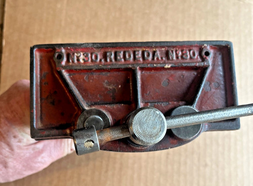 Vintage carpenters bench vice - vintage,