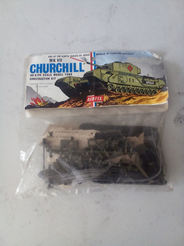 Vintage airfix churchill mk7 - churchill,