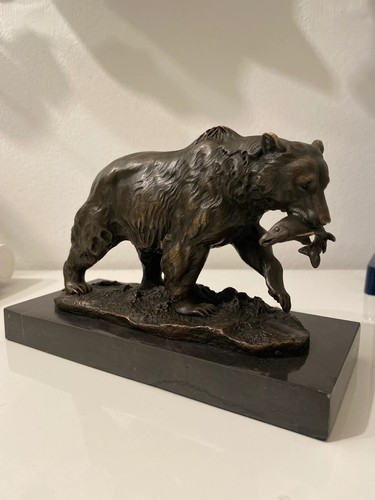 Antique solid bronze sculpture - antique,