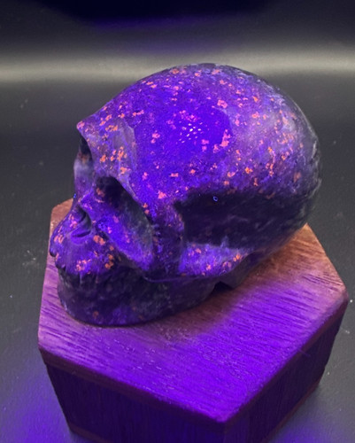 Crystal skull yooperlite - skull,