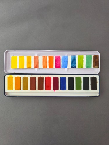 Vintage reeves watercolour - vintage,