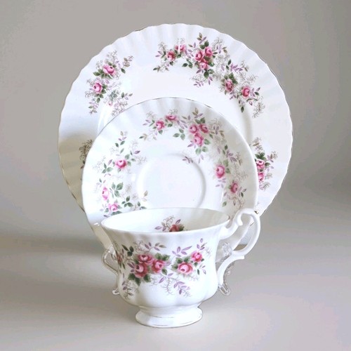 Royal albert teaset bone - albert,