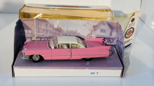 Matchbox dinky scale - 1/43,