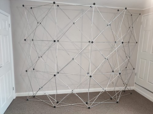 Pop curved exhibition - pop, up