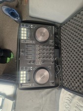 Traktor Kontrol S3 with HD 25