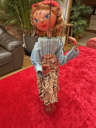 Early pelham puppet - pelham,