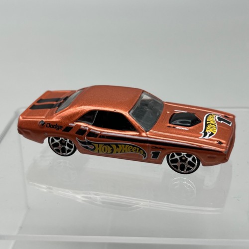 Hot wheels dodge hemi - dodge,