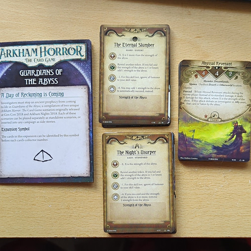 Arkham horror card game lcg - arkham,