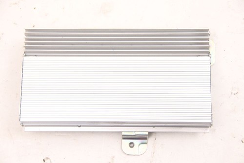 Radio amplifier chrysler grand - amplifier,