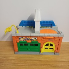 Fisher-Price Little People