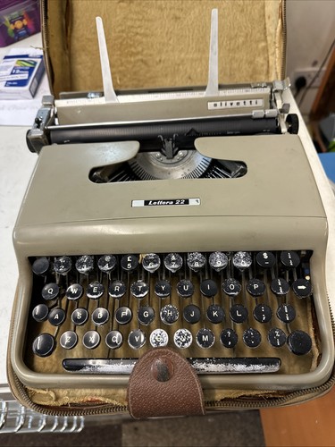 Olivetti lettera typewriter - lettera,