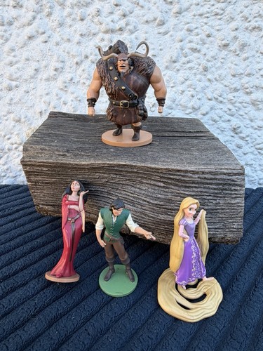 Disney characters collectible - disney,