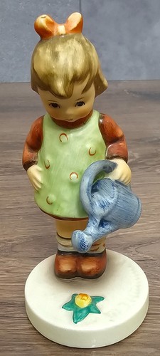 Goebel hummel figurine girl - hummel,