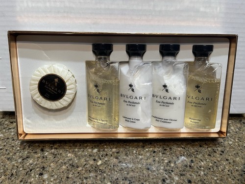 Bvlgari hotel amenity - , set