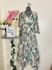 Phase Eight Size 12 Pleated