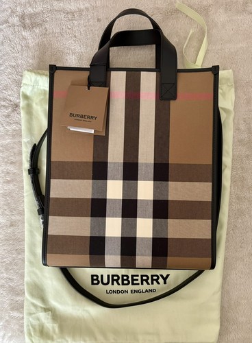 Brand new with tags burberry - new,