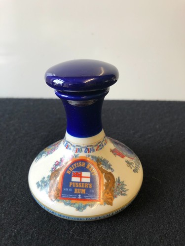 Vintage pussers rum miniature - pussers,
