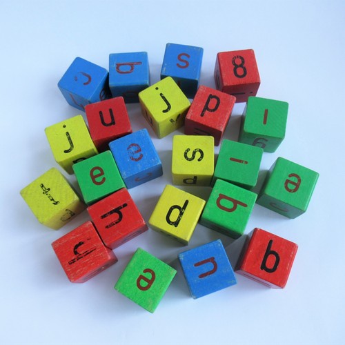 22x vintage wooden alphabet - 22x,