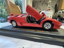 Burago red Lamborghini Diablo 1990 diecast model car WITH STAND, 1/18