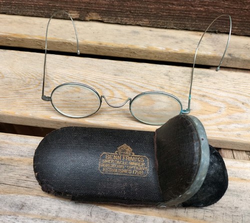 Vintage pair wire rimmed - vintage, wire-rimmed
