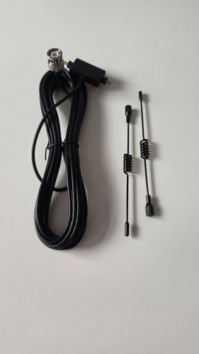 Radio dipole antenna for - fm,