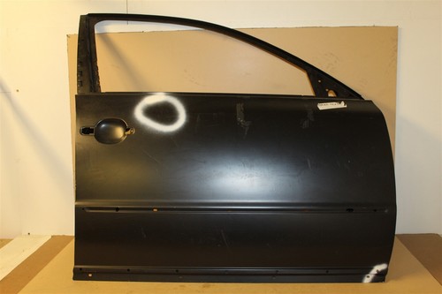 Passat right front door - front,