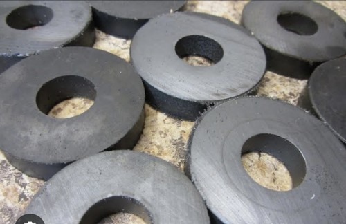 Large strong magnets - large,