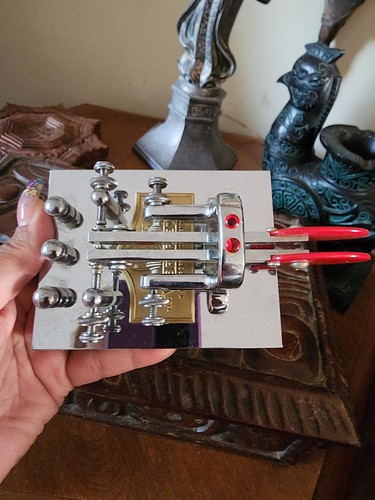 Vibroplex deluxe chrome iambic - vibroplex,