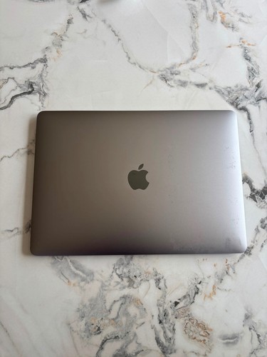 Apple macbook pro 2017 inch - pro,