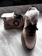 Hispanitas Taupe Lace-up Suede