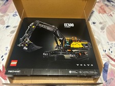LEGO Technic Volvo EC500 Hybrid Excavator Building Set 42215. New Sealed