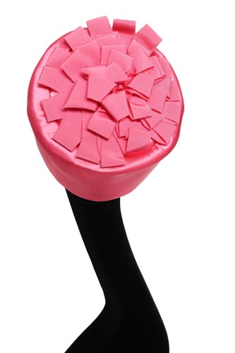 Pink 1960s toque - pink, pill