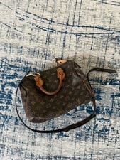 Louis Vuitton  Speedy