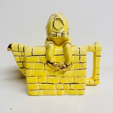 Vintage Retro 1930's Lingard Yellow Humpty Dumpty Novelty Teapot