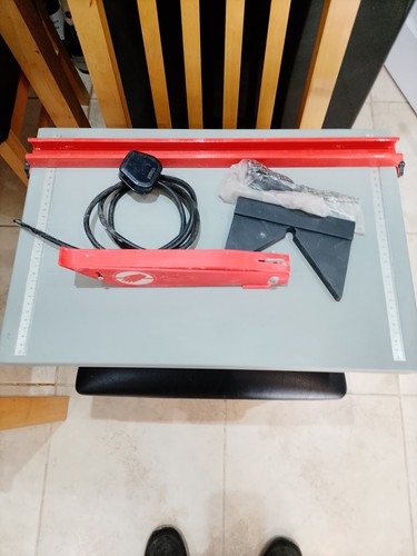 Electric tile cutter - electric,