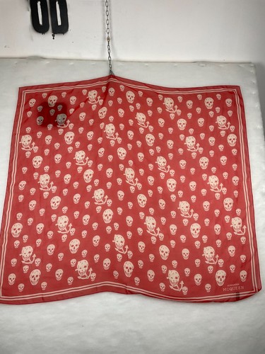 Alexander mcqueen skull - mcqueen,