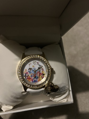 Disney ultimate watch bradford - disney,