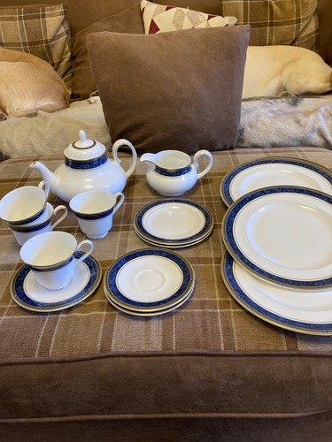 Royal doulton dinner service - royal,